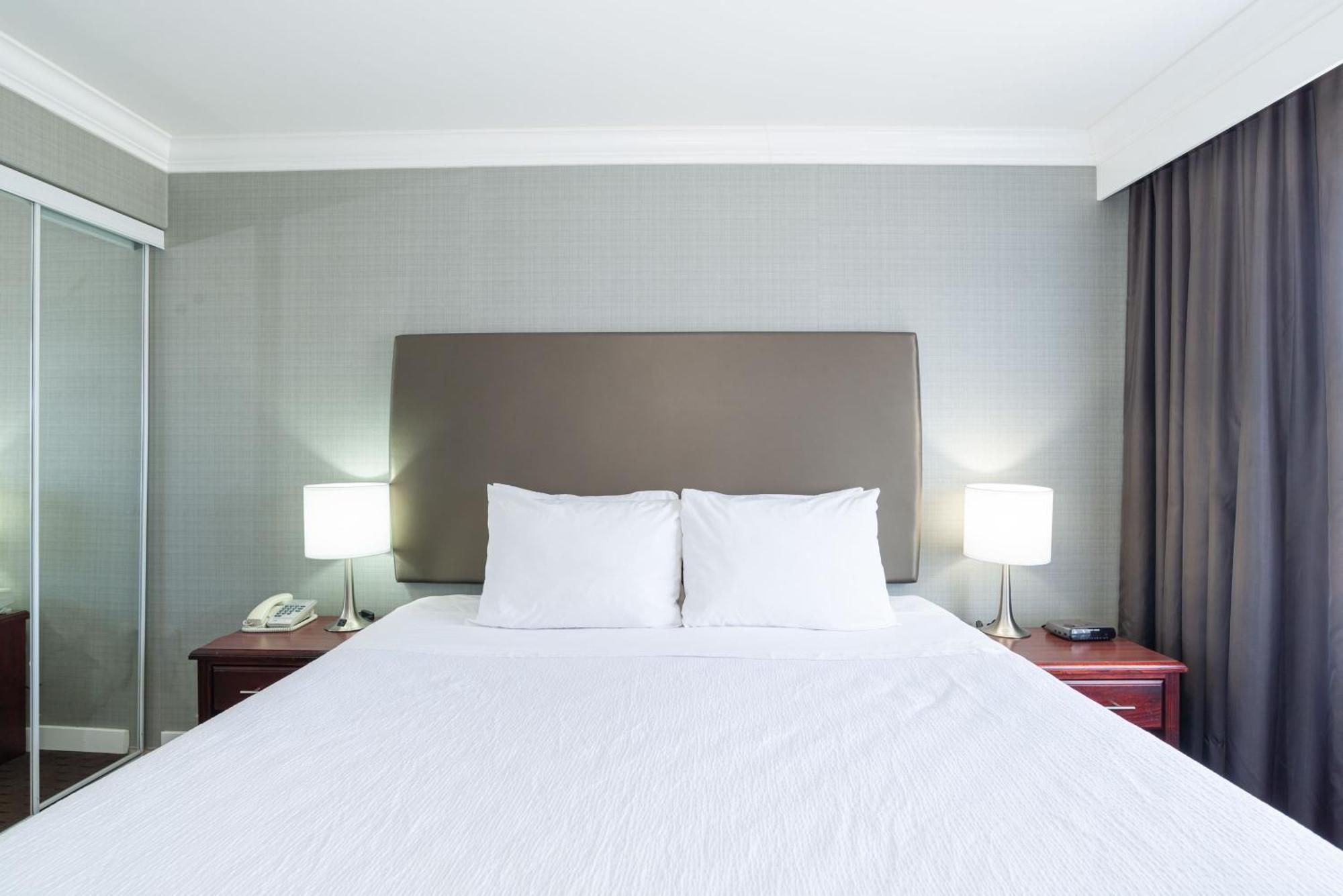 Sandman Hotel Red Deer Esterno foto