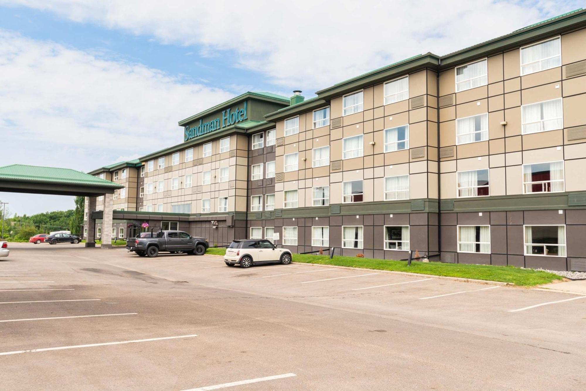 Sandman Hotel Red Deer Esterno foto