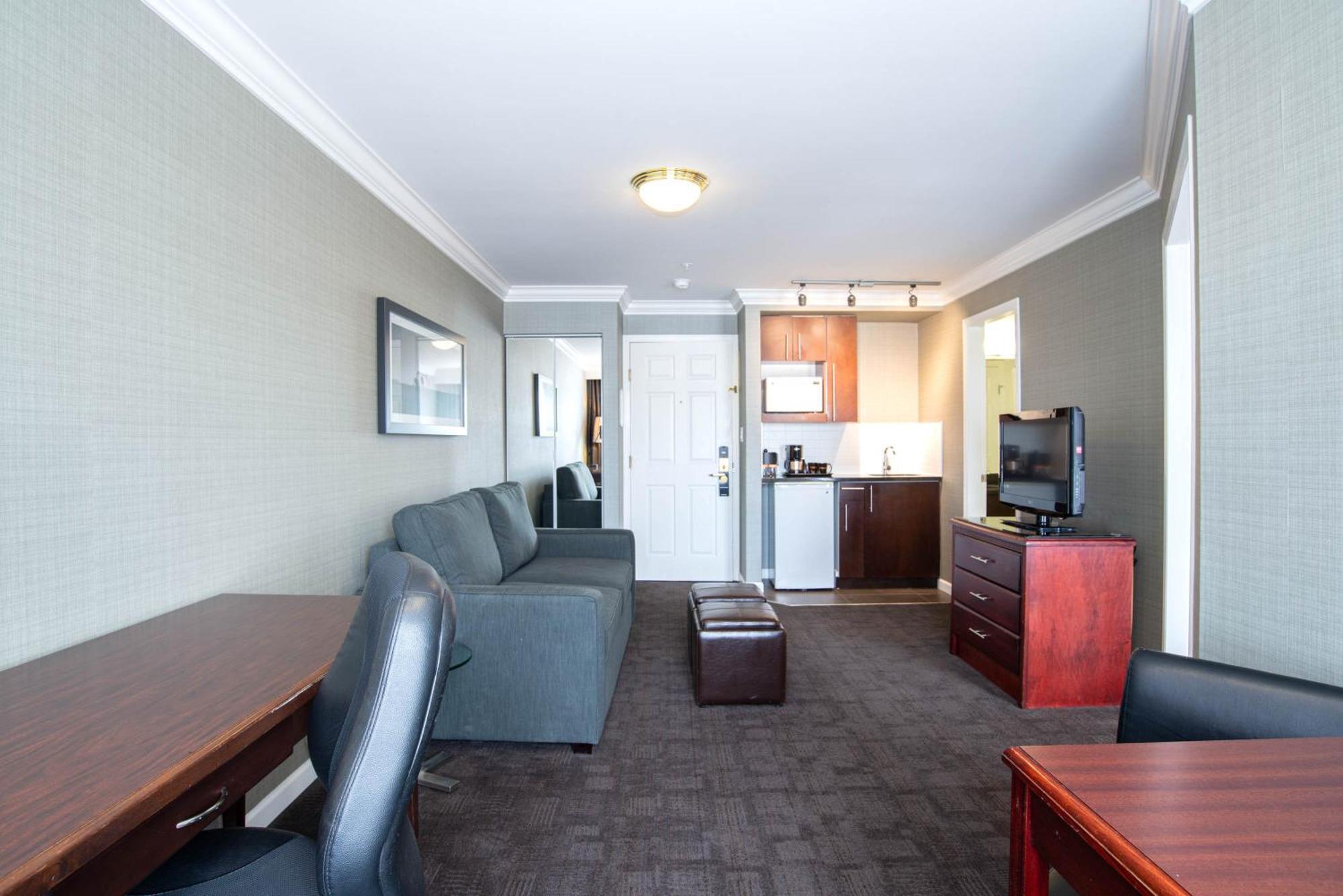 Sandman Hotel Red Deer Esterno foto