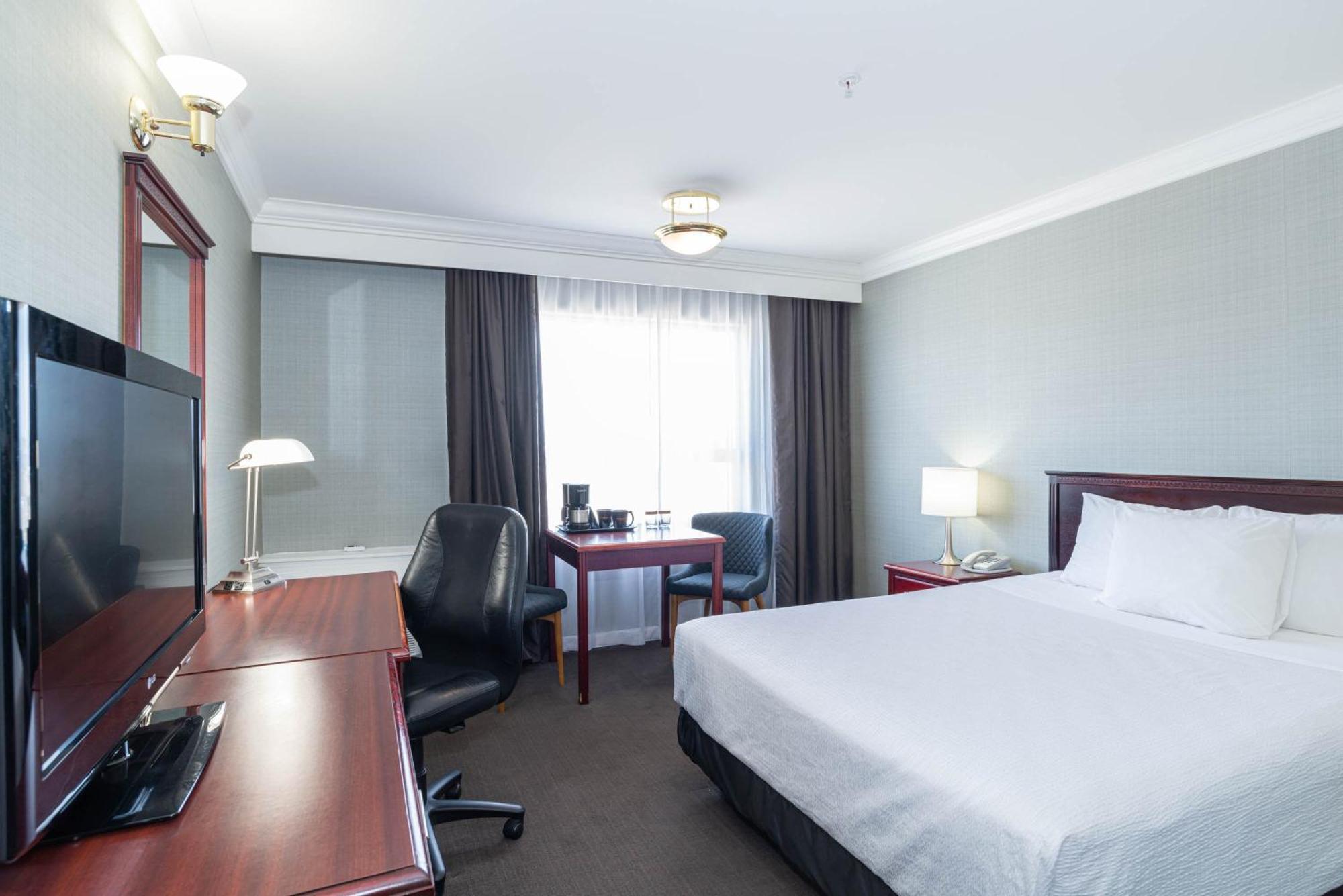 Sandman Hotel Red Deer Esterno foto